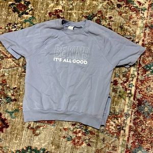 Periwinkle short sleeved sweatshirt